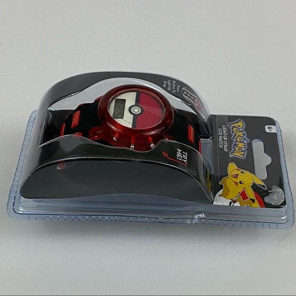 Pokémon Light Up LCD Watch Poke Ball Face - Picture 8 of 9